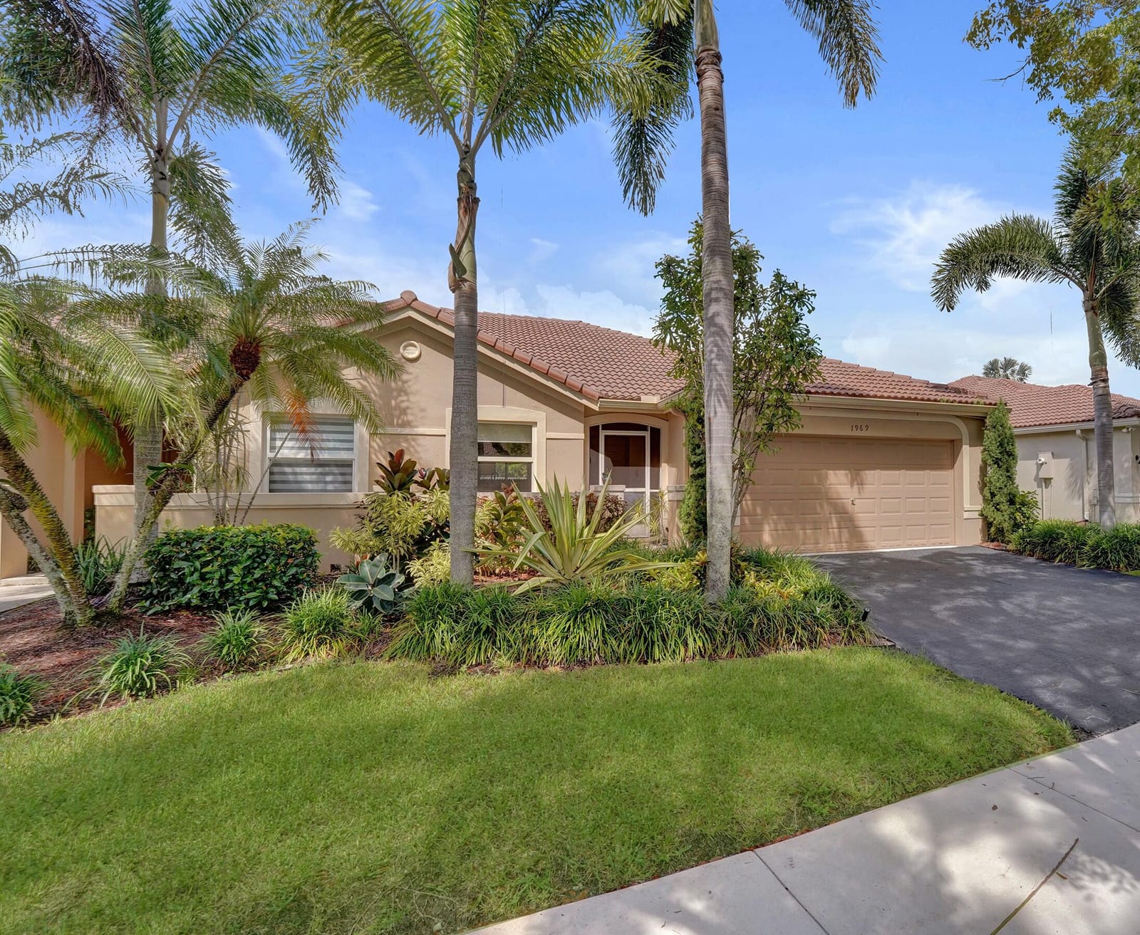 1969 ANDROMEDA Lane, Weston, FL 33327