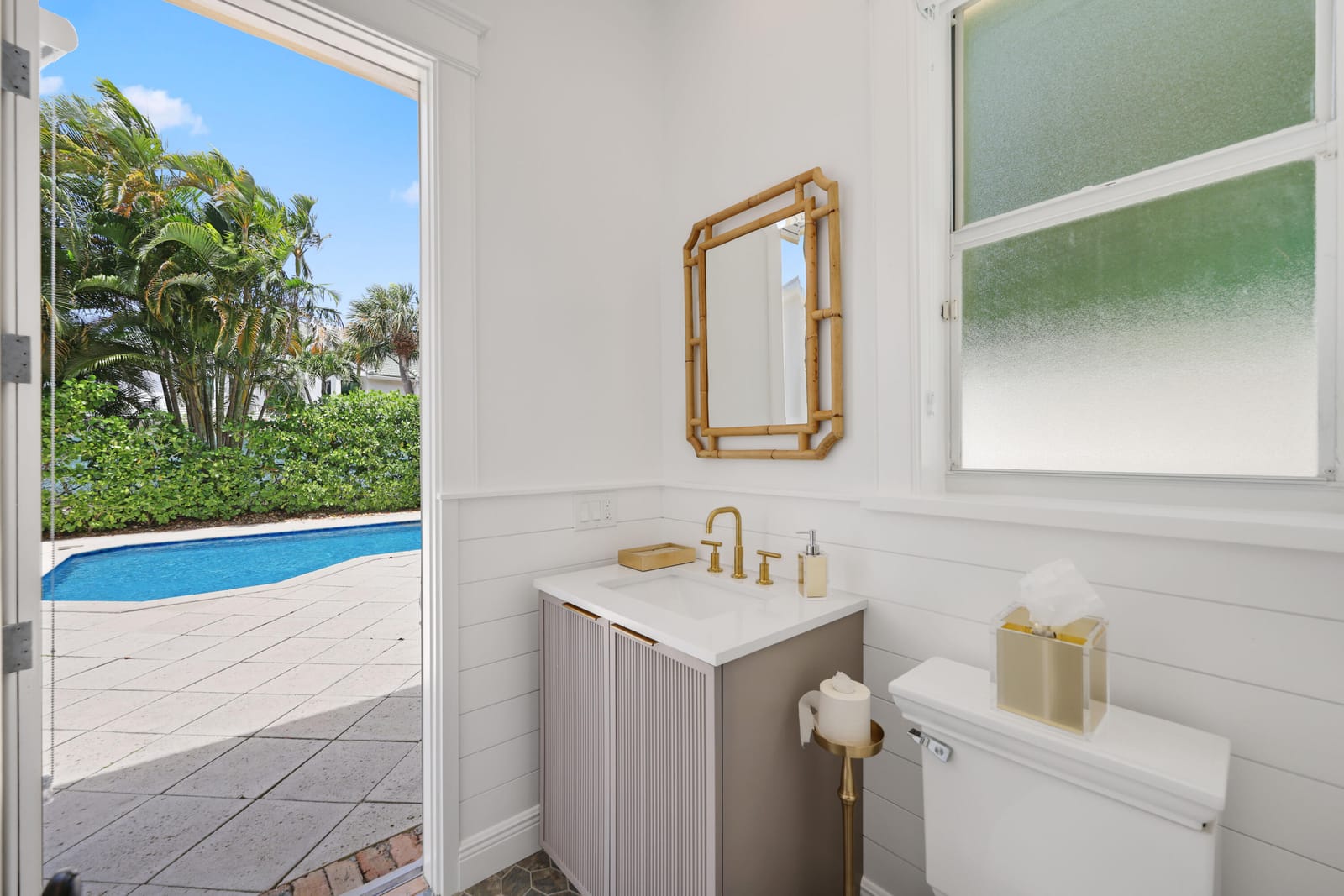 1019 Grand Court, Highland Beach, FL 33487 photo 26