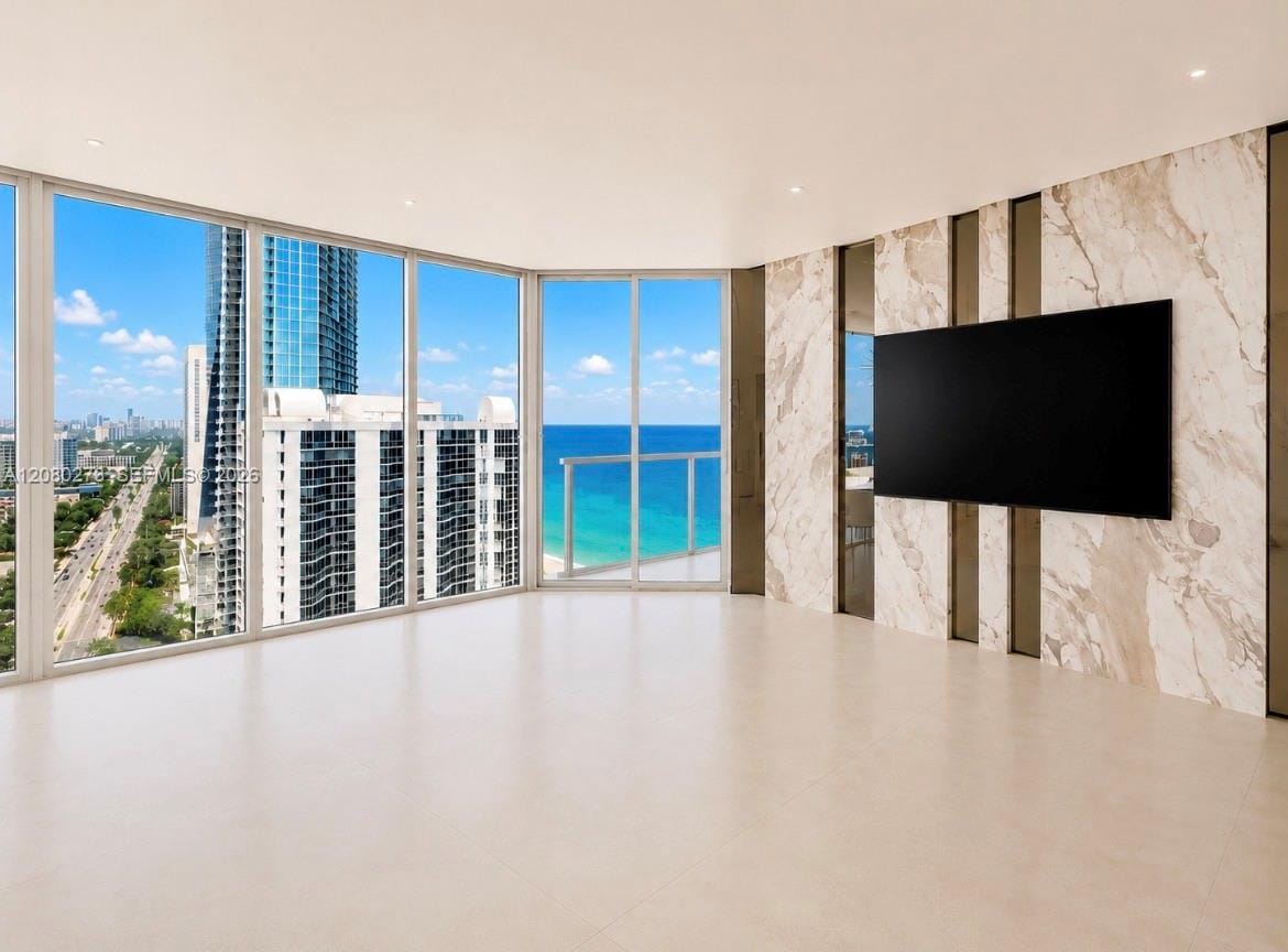 16699 Collins Avenue 2907