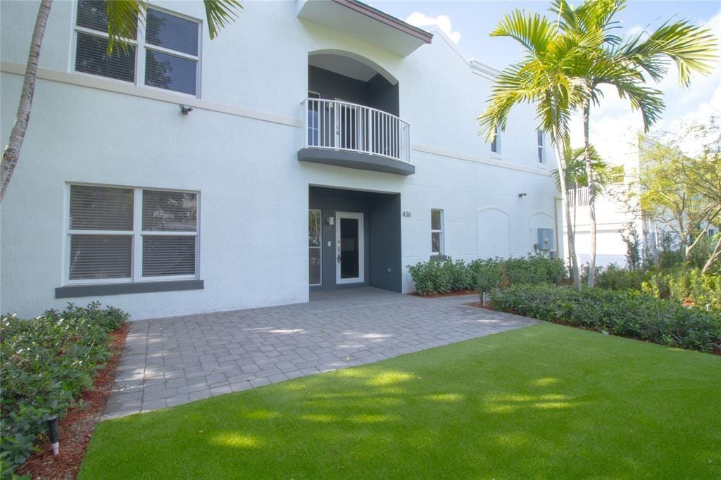 436 SE 16TH Street 436, Fort Lauderdale, FL 33316