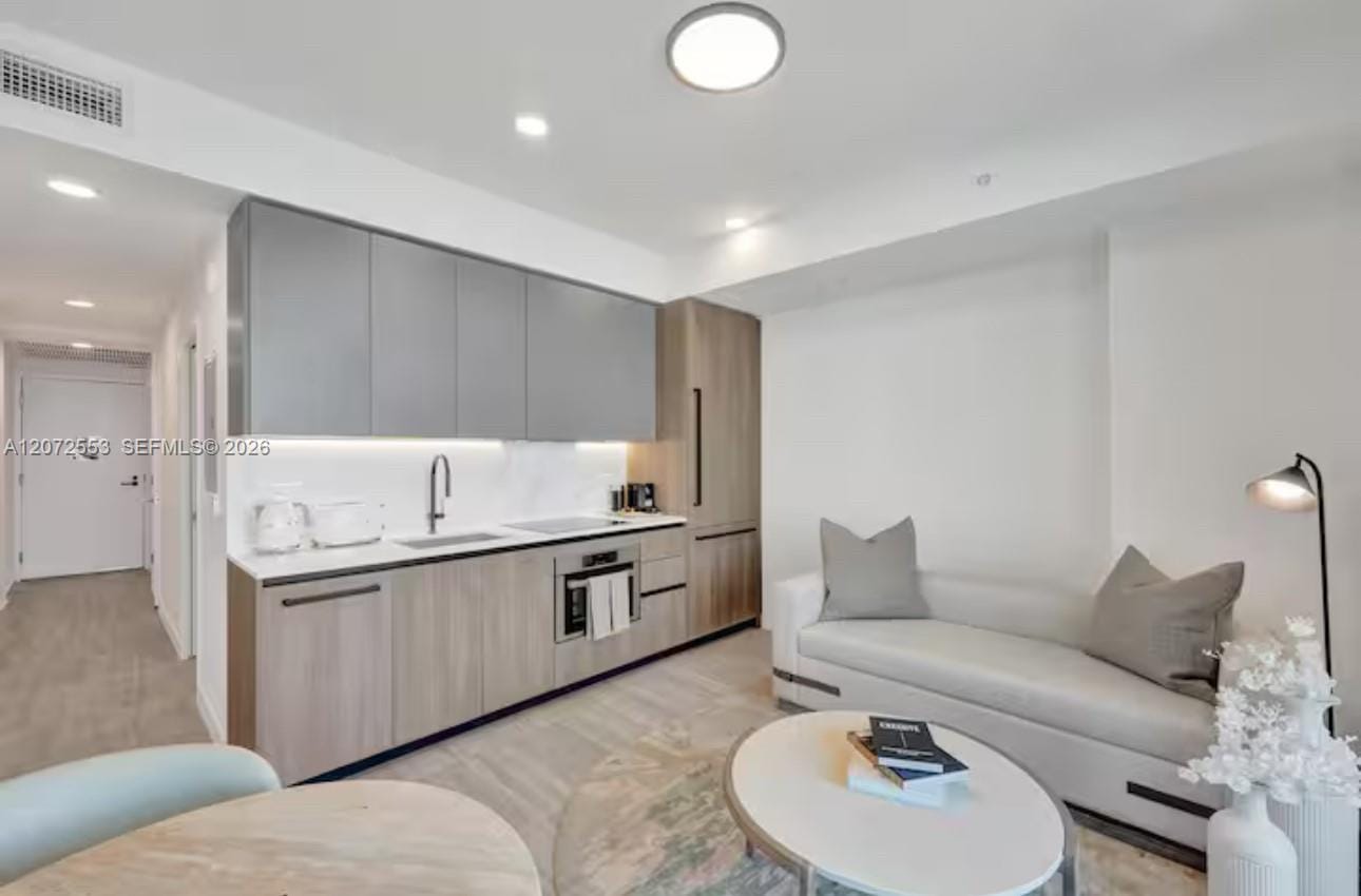 580 72nd 1713, Miami Beach, FL 33141 photo 6