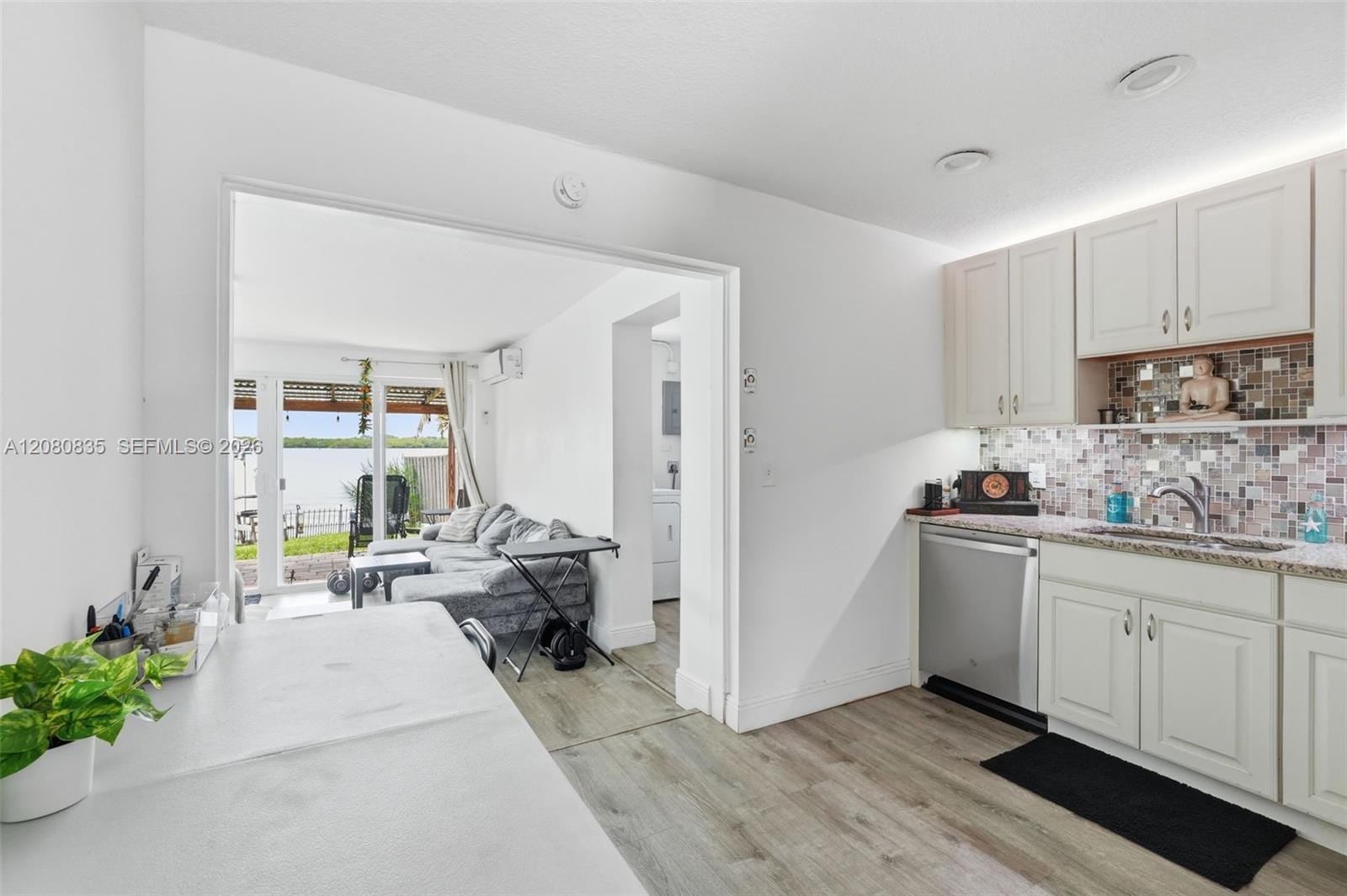 70 SW Hideaway Place — photo 12