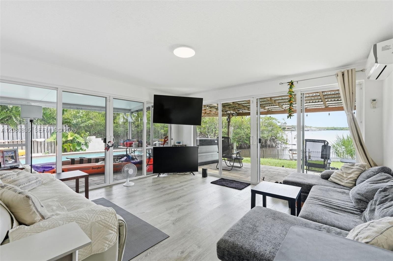70 SW Hideaway Place — photo 9