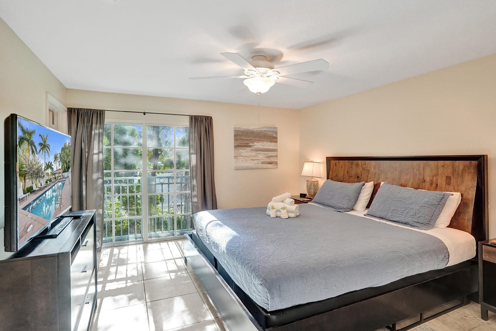 2353 SE 5TH Street 2353 — photo 10