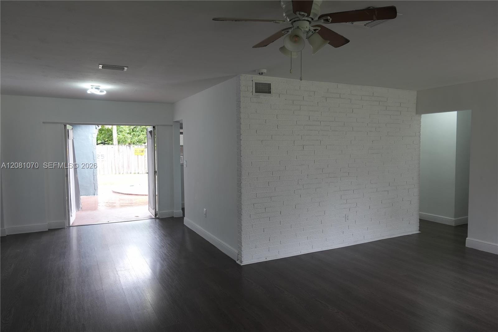 2081 Utopia Drive — photo 6