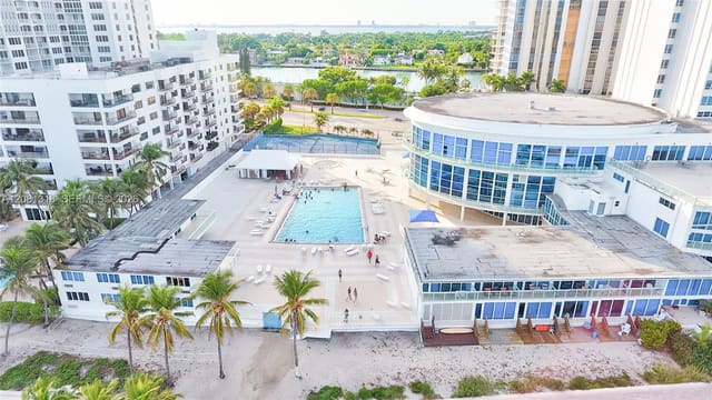 5445 Collins Avenue P2, Miami Beach, FL 33140