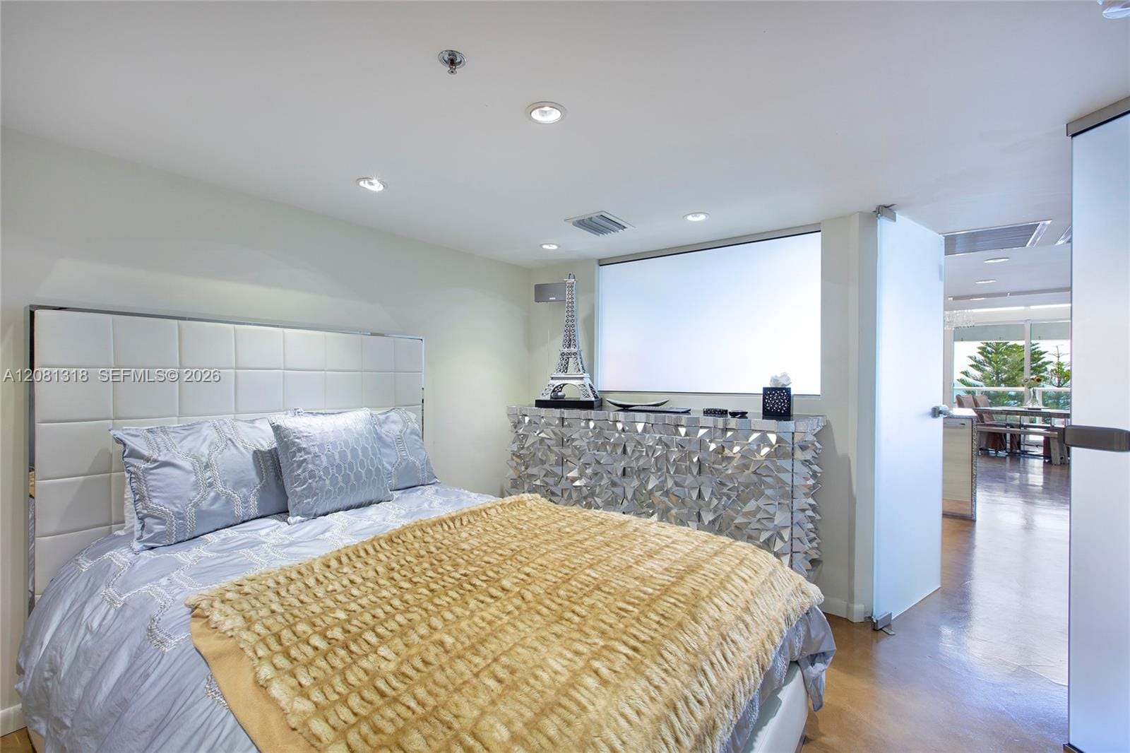 5445 Collins Avenue P2 — photo 12