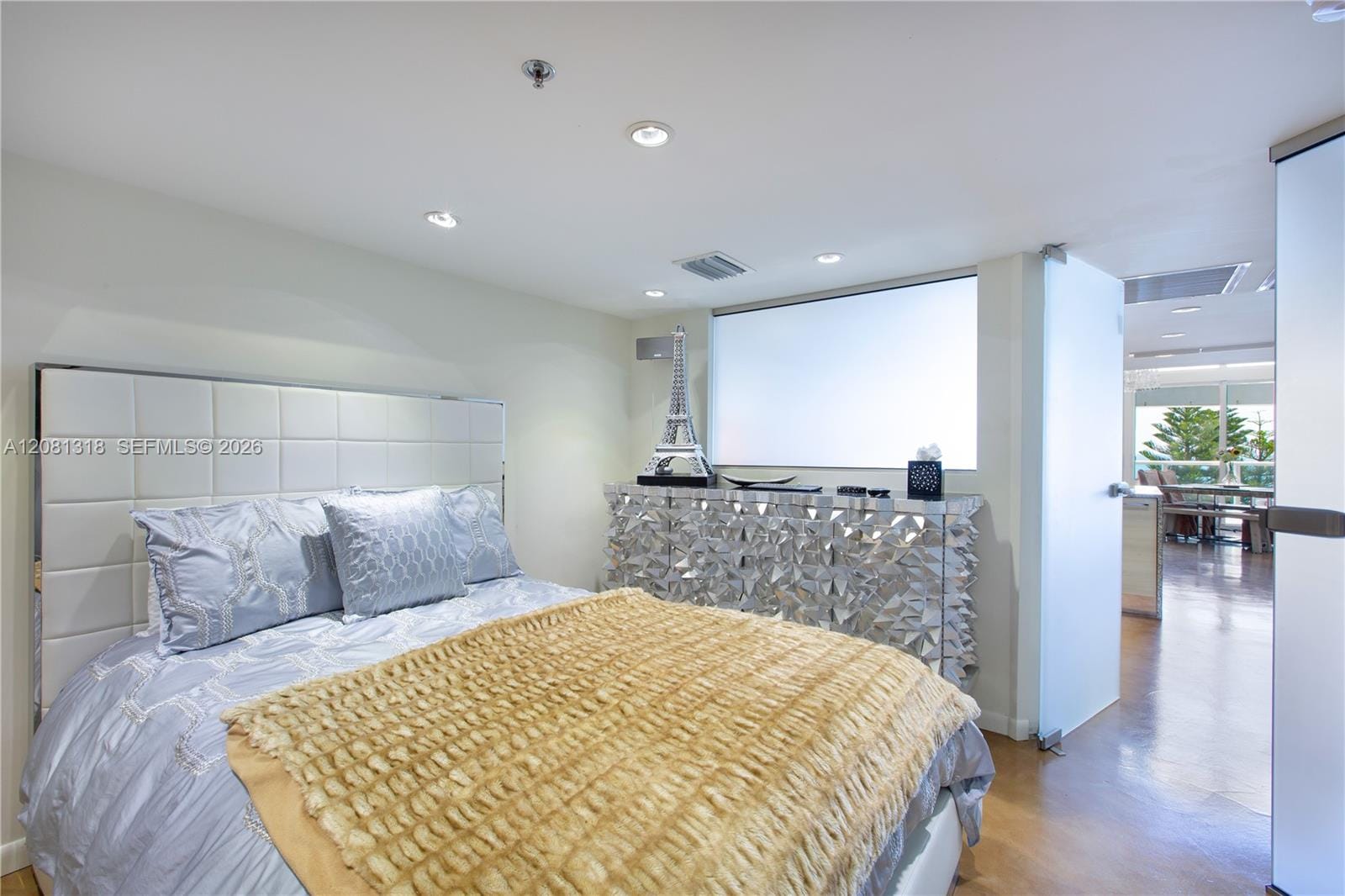 5445 Collins Avenue P2 — photo 7