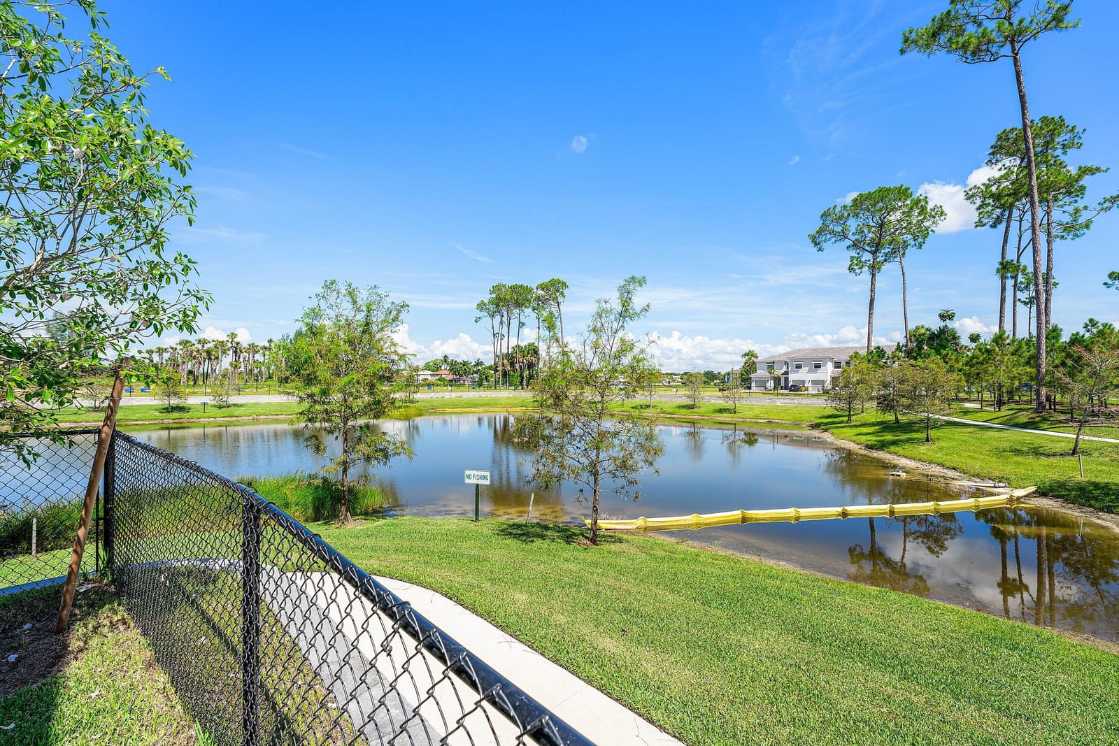 157 LAKESIDE LANDING Court, Royal Palm Beach, FL 33411 photo 14