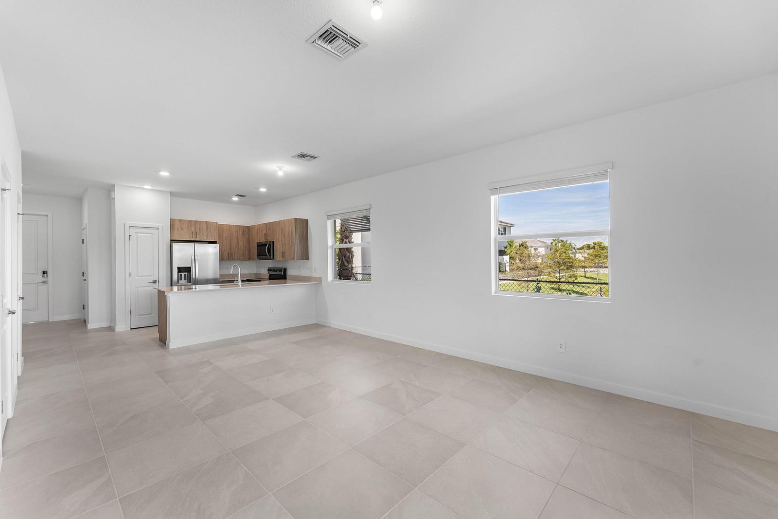 157 LAKESIDE LANDING Court — photo 8