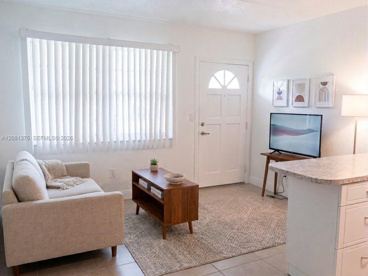 3251 SW 44th Street 205 — photo 2