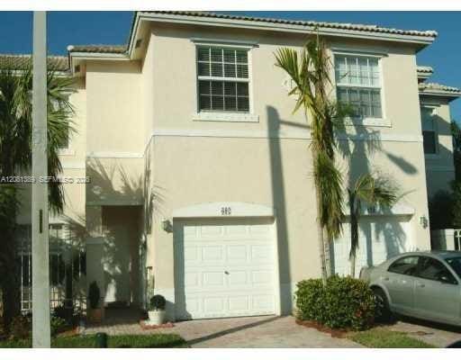 692 NW 170th Terrace, Pembroke Pines, FL 33028
