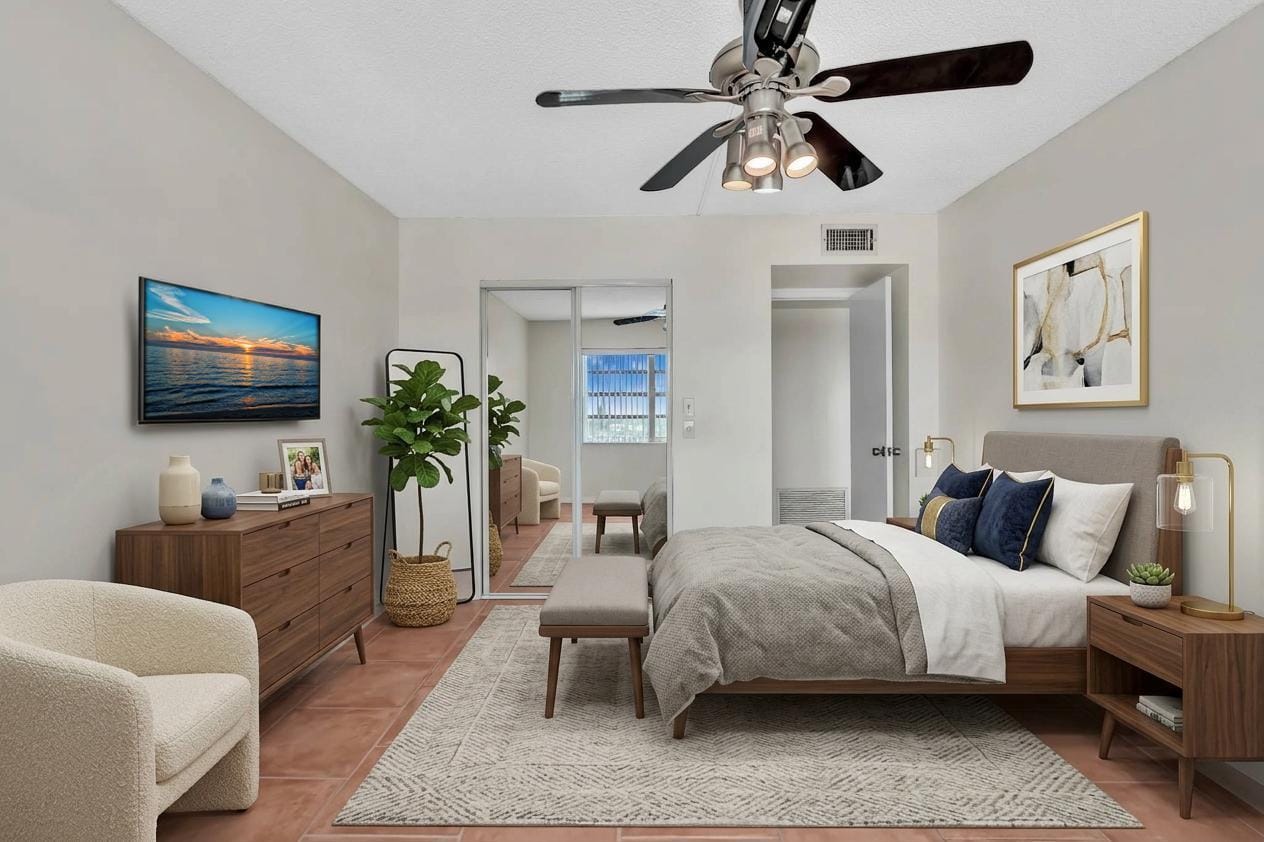 900 NE 18th Avenue 803 — photo 3