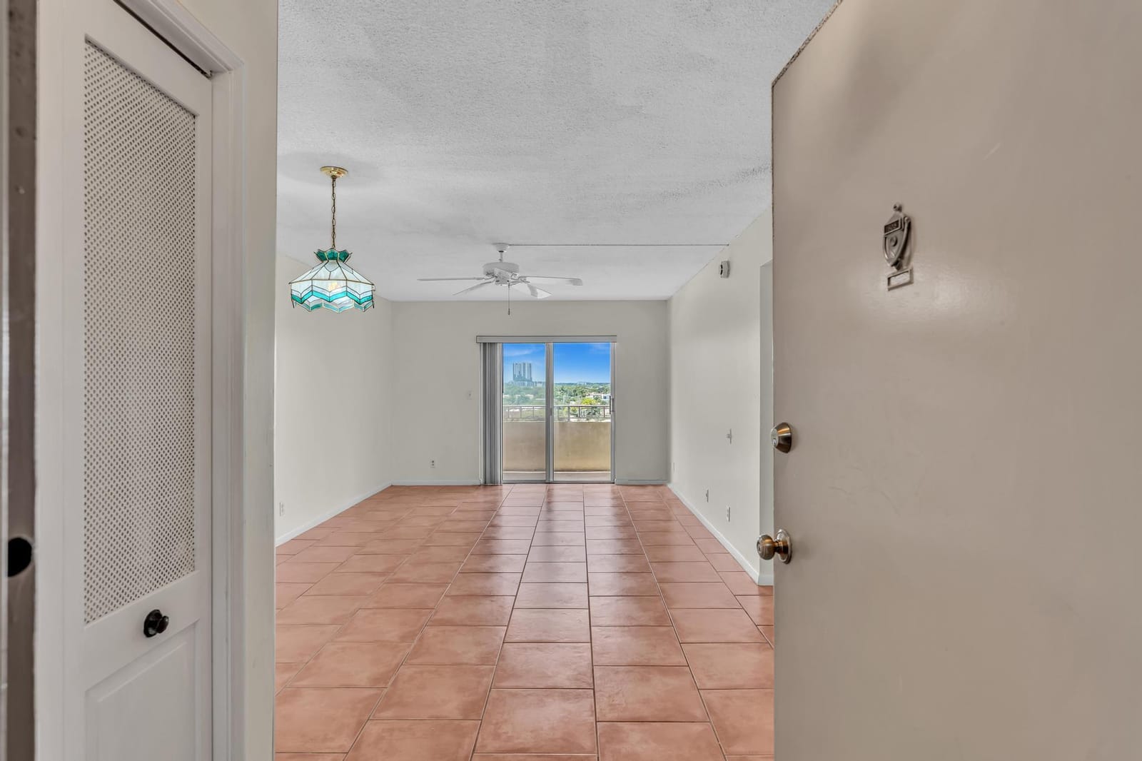900 NE 18th Avenue 803 — photo 5