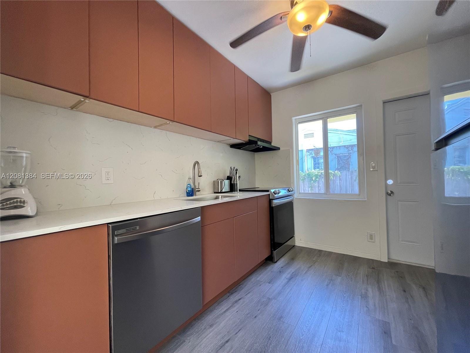 401 NE 14th Avenue — photo 12