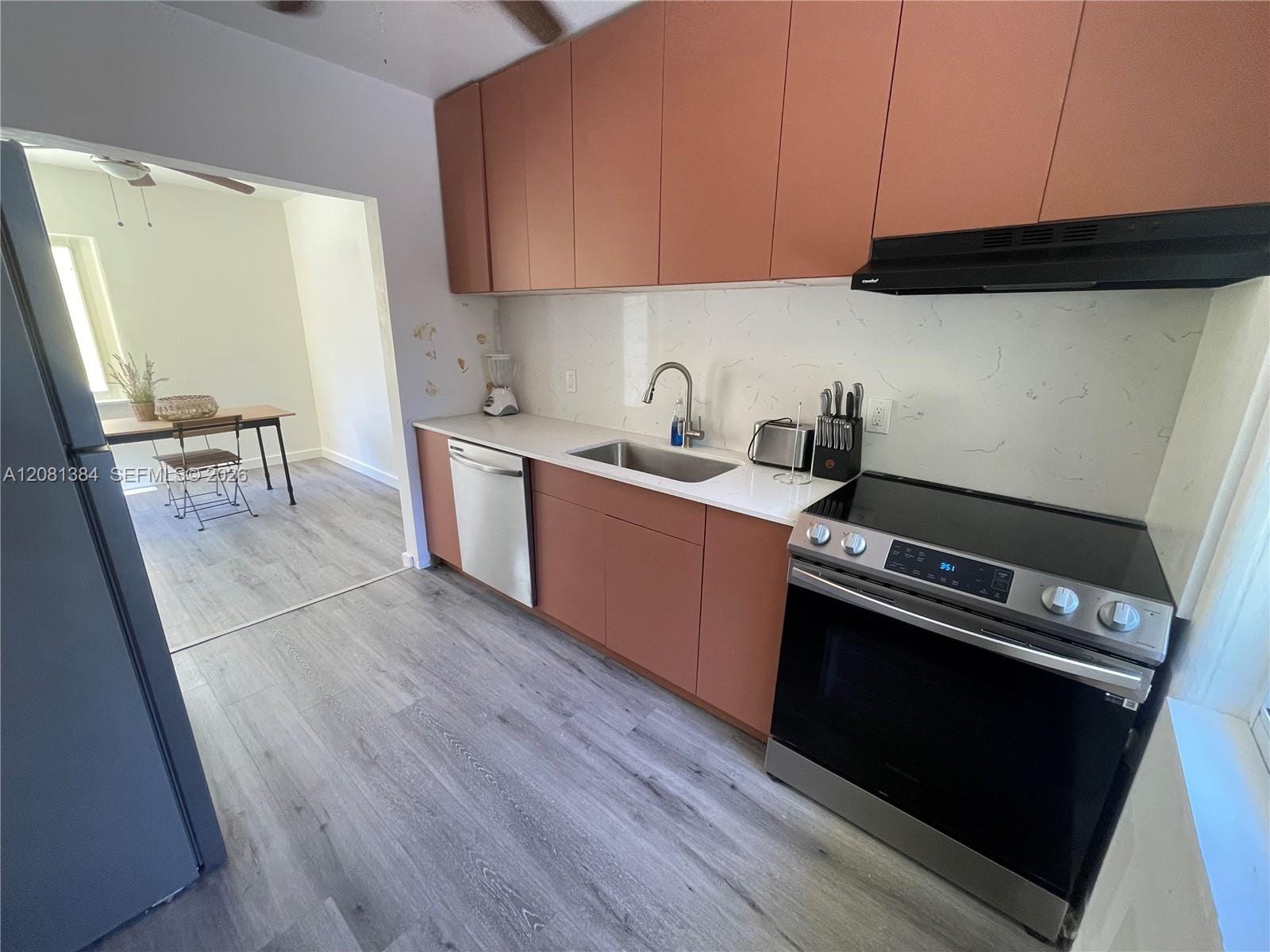 401 NE 14th Avenue, Fort Lauderdale, FL 33301 photo 14