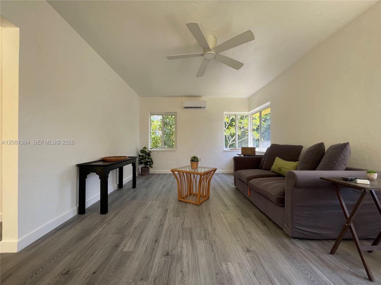 401 NE 14th Avenue, Fort Lauderdale, FL 33301 photo 15