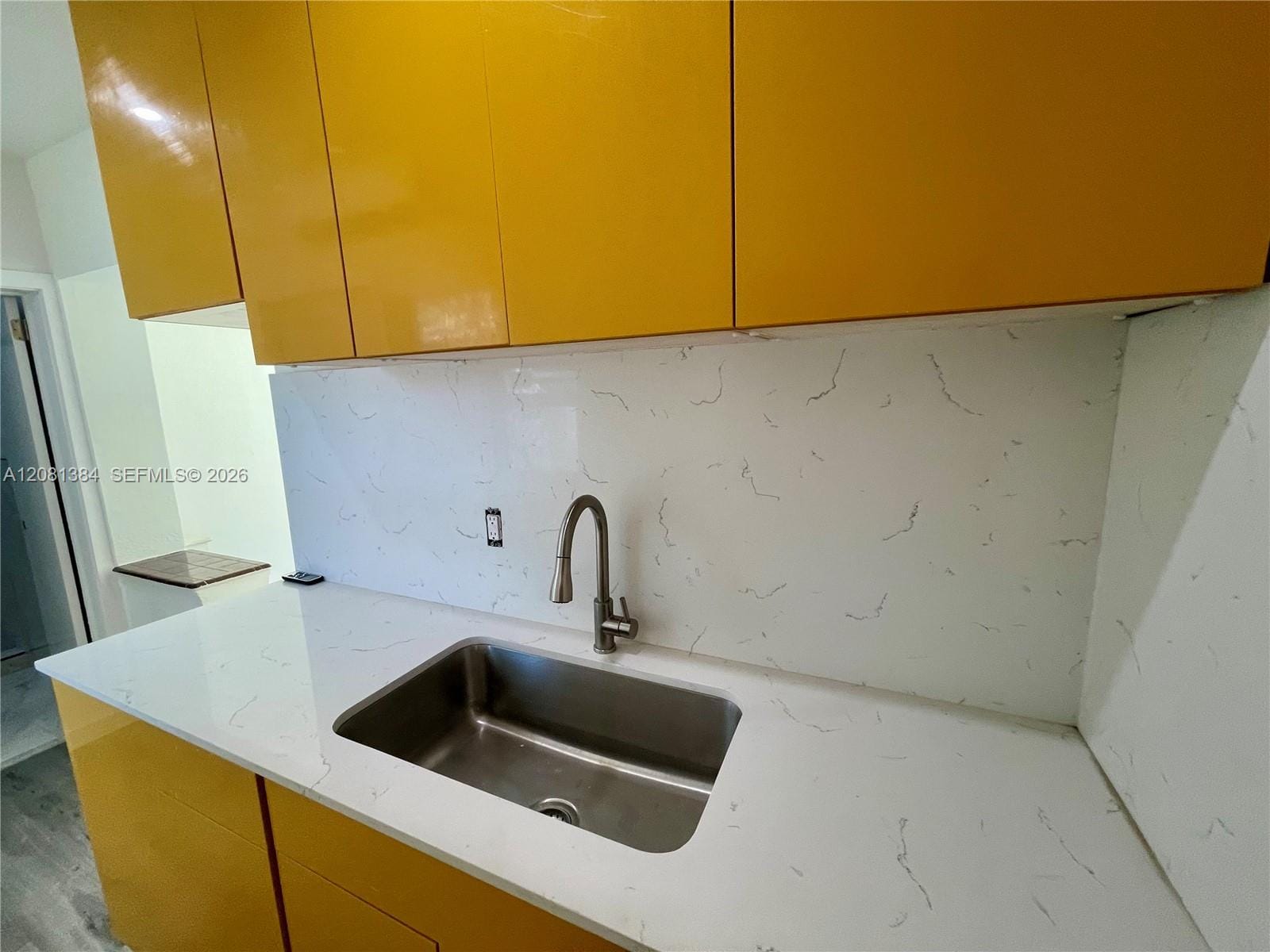 401 NE 14th Avenue, Fort Lauderdale, FL 33301 photo 19