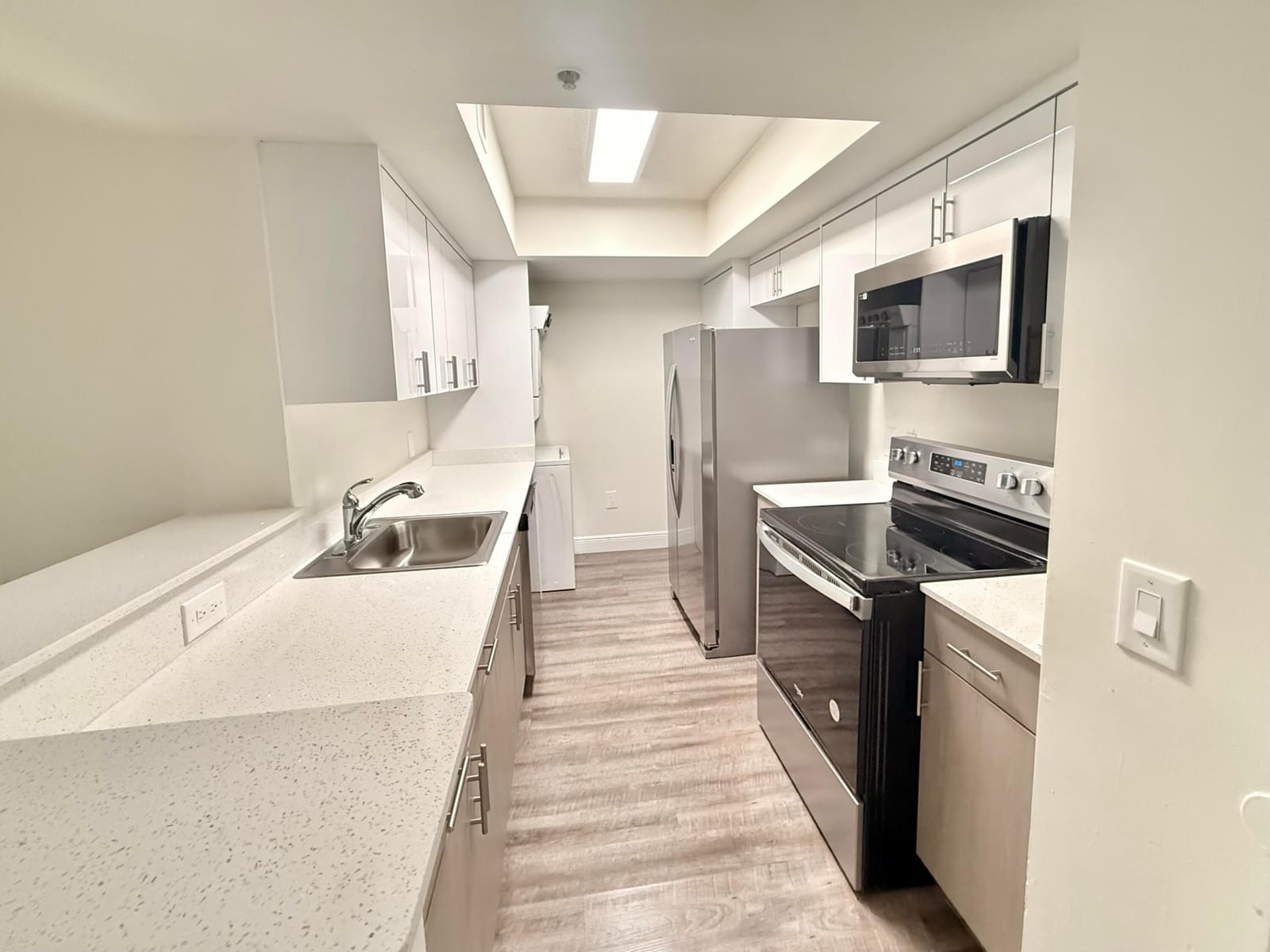 18335 NW 68 Avenue 255-225, Hialeah, FL 33015