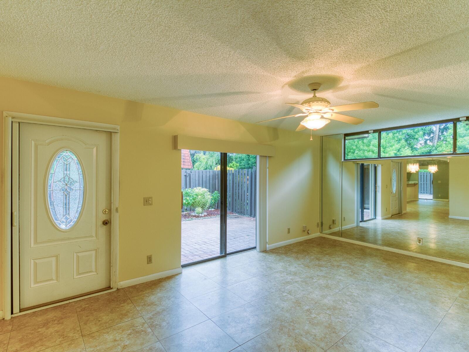 23078 Oxford Place Apt D — photo 6