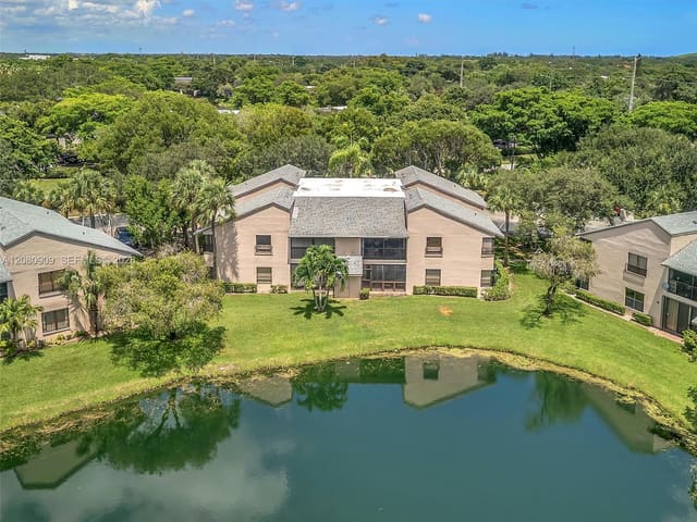 3482 NW 47th Avenue 3121, Coconut Creek, FL 33063