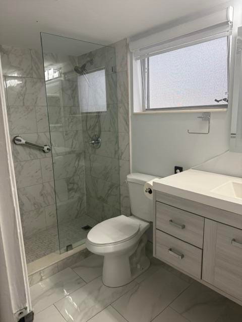 371 SW 8TH 0011 — photo 5