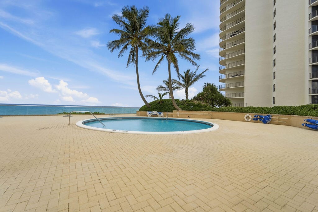5440 N Ocean Drive 203, Singer Island, FL 33404 photo 16