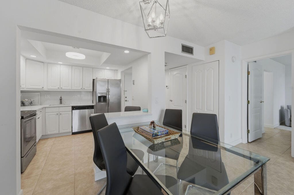 5440 N Ocean Drive 203, Singer Island, FL 33404 photo 4