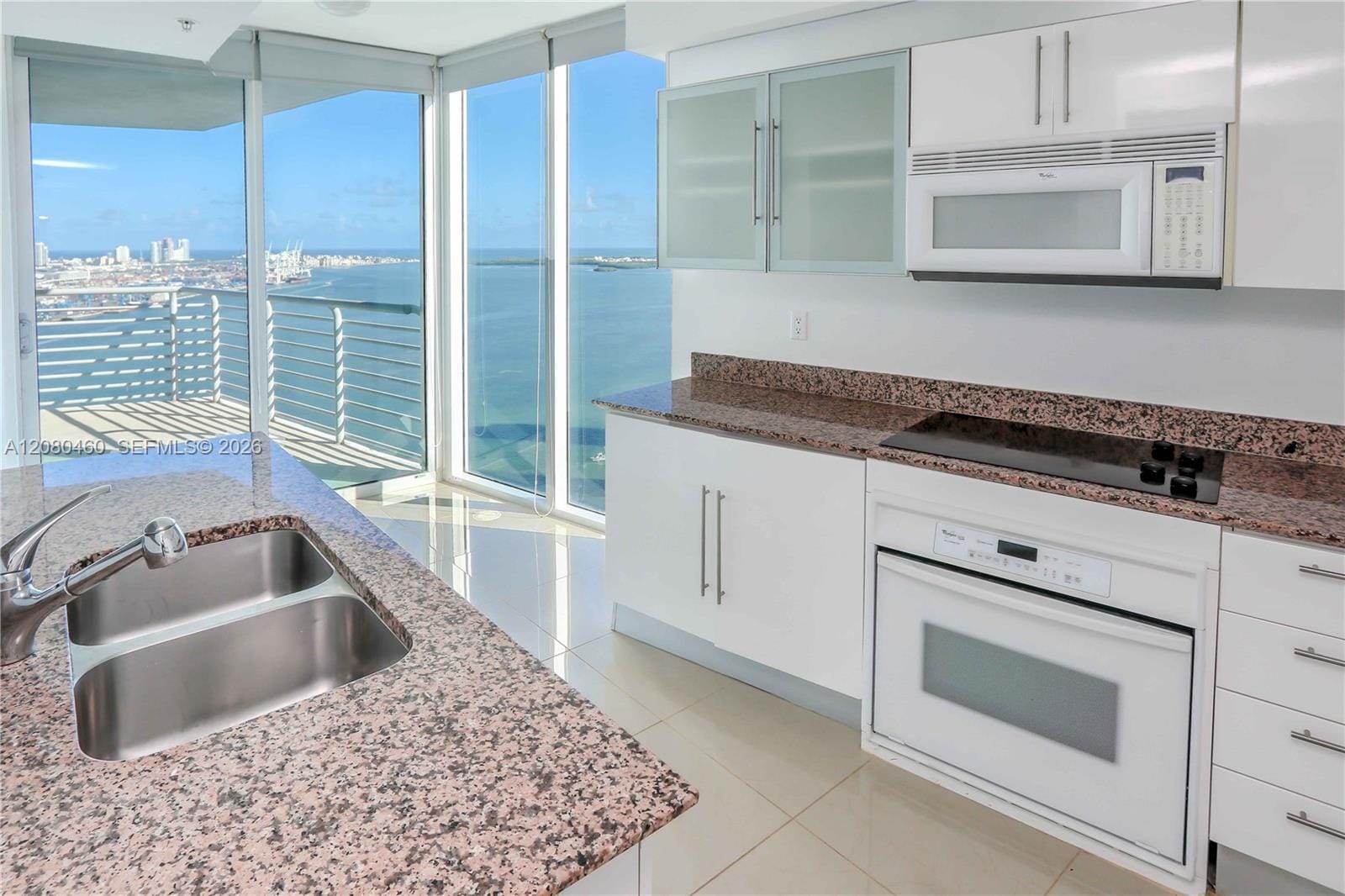 335 S Biscayne Boulevard 3709, Miami, FL 33131 photo 13