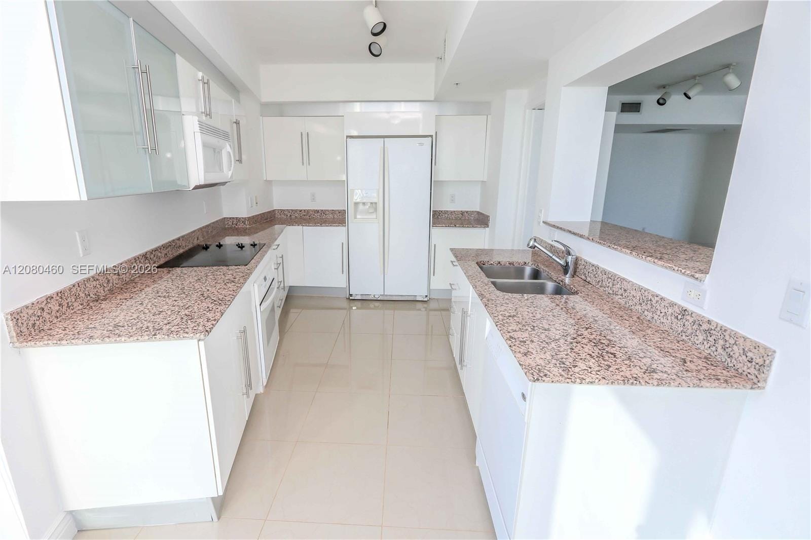 335 S Biscayne Boulevard 3709, Miami, FL 33131 photo 15