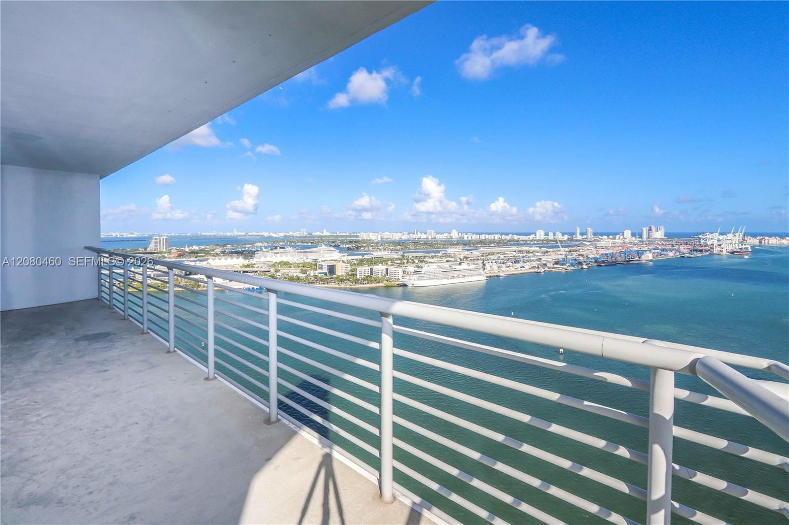 335 S Biscayne Boulevard 3709, Miami, FL 33131 photo 3