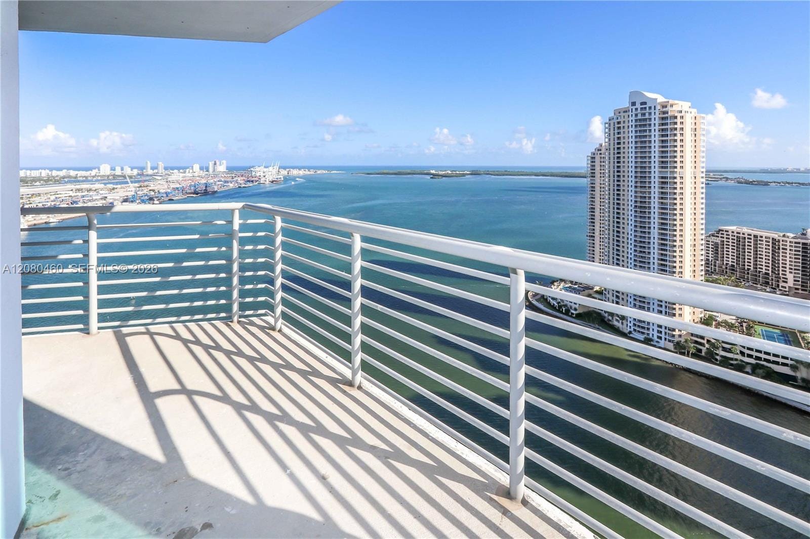 335 S Biscayne Boulevard 3709, Miami, FL 33131 photo 4