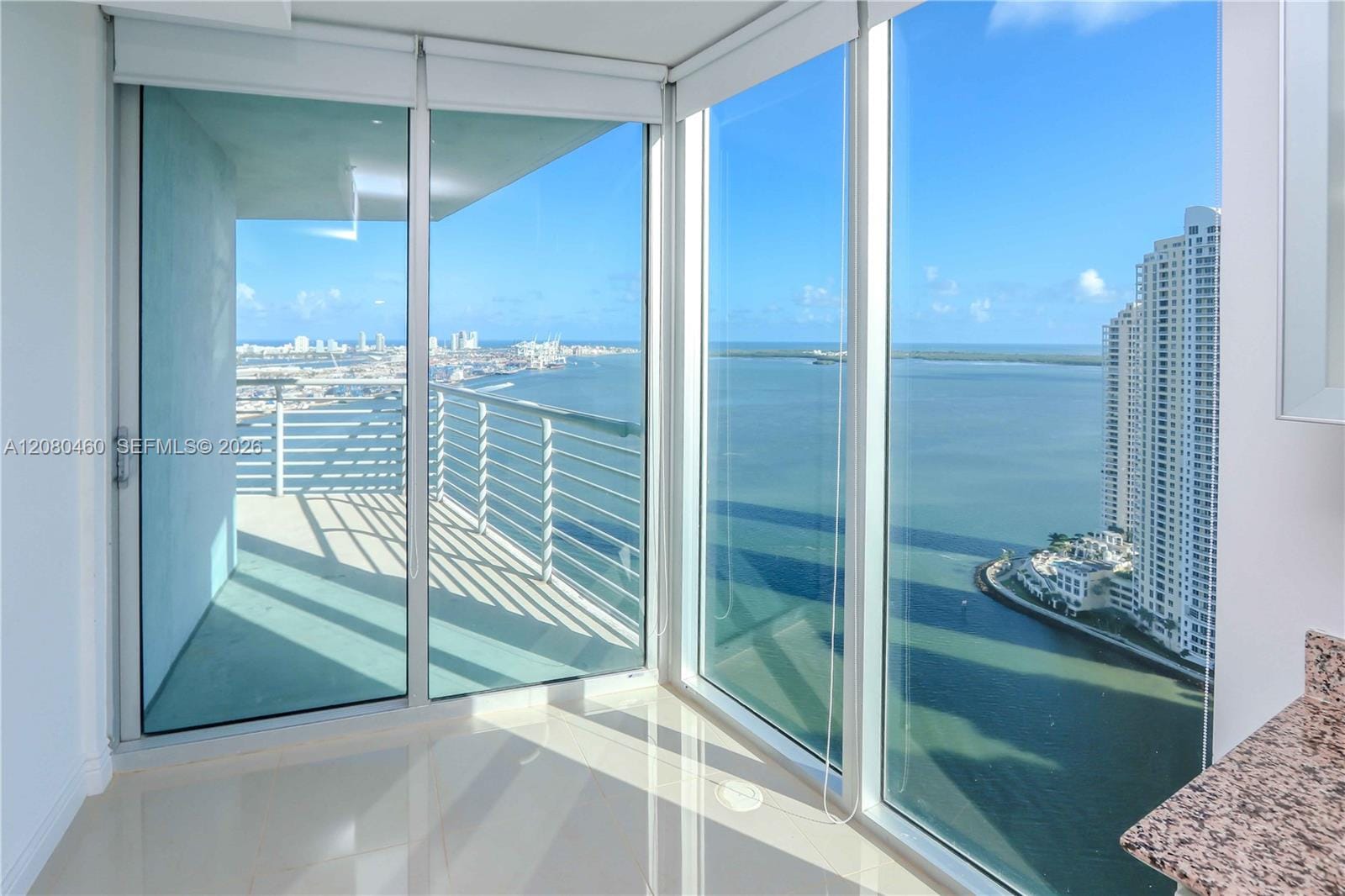 335 S Biscayne Boulevard 3709, Miami, FL 33131 photo 5