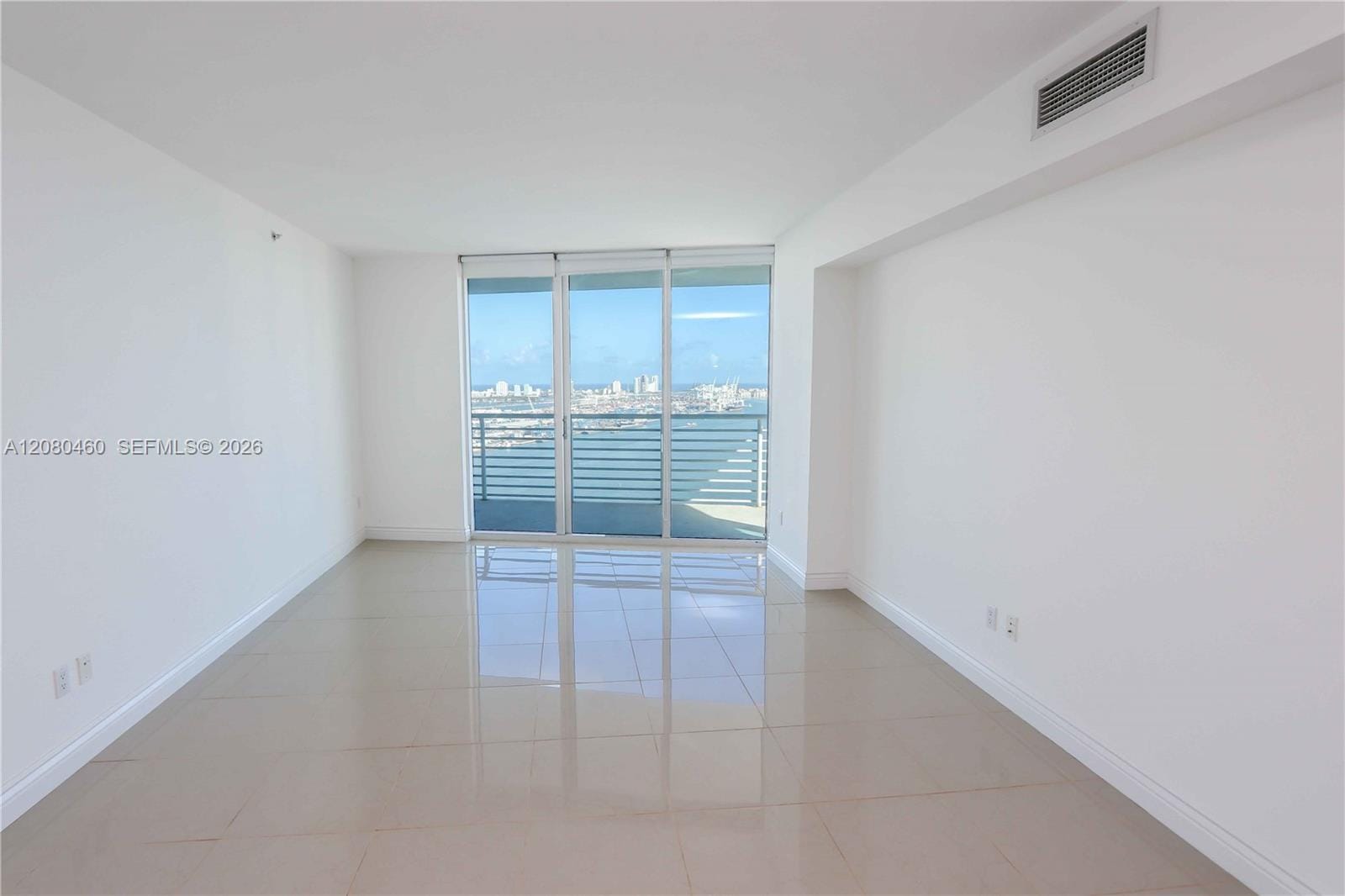 335 S Biscayne Boulevard 3709, Miami, FL 33131 photo 9