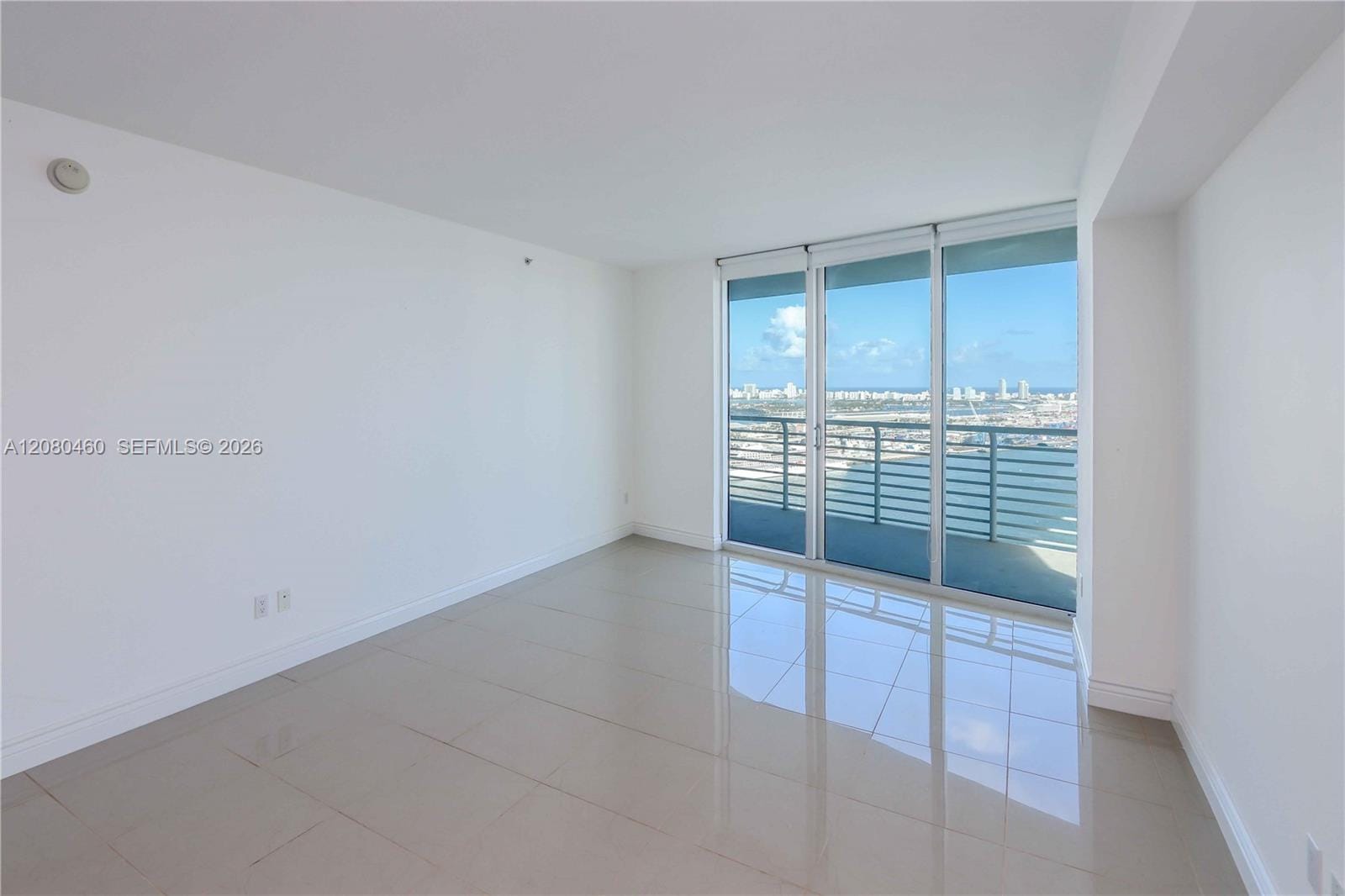 335 S Biscayne Boulevard 3709, Miami, FL 33131 photo 10
