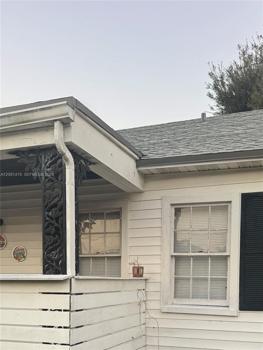 3271 NW Rear Studio) 15th Street, Miami, FL 33125