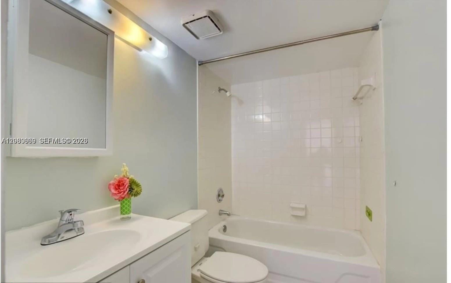 3103 Spanish Wells Drive 2A — photo 2