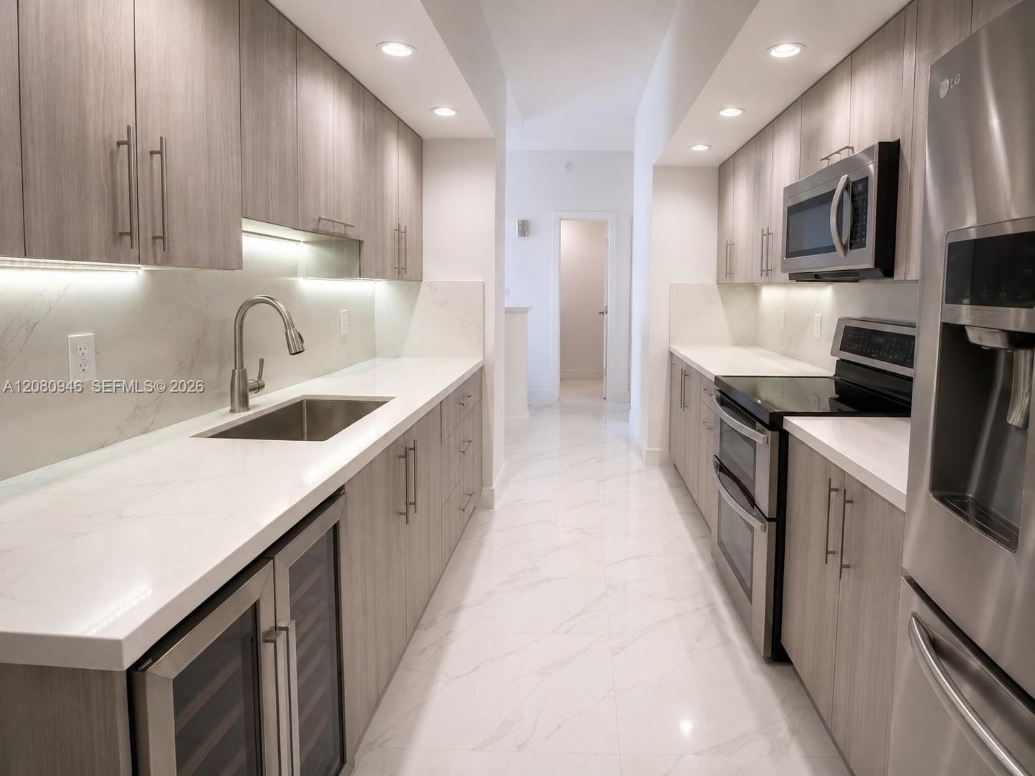 6917 Collins Avenue PH04 — photo 5