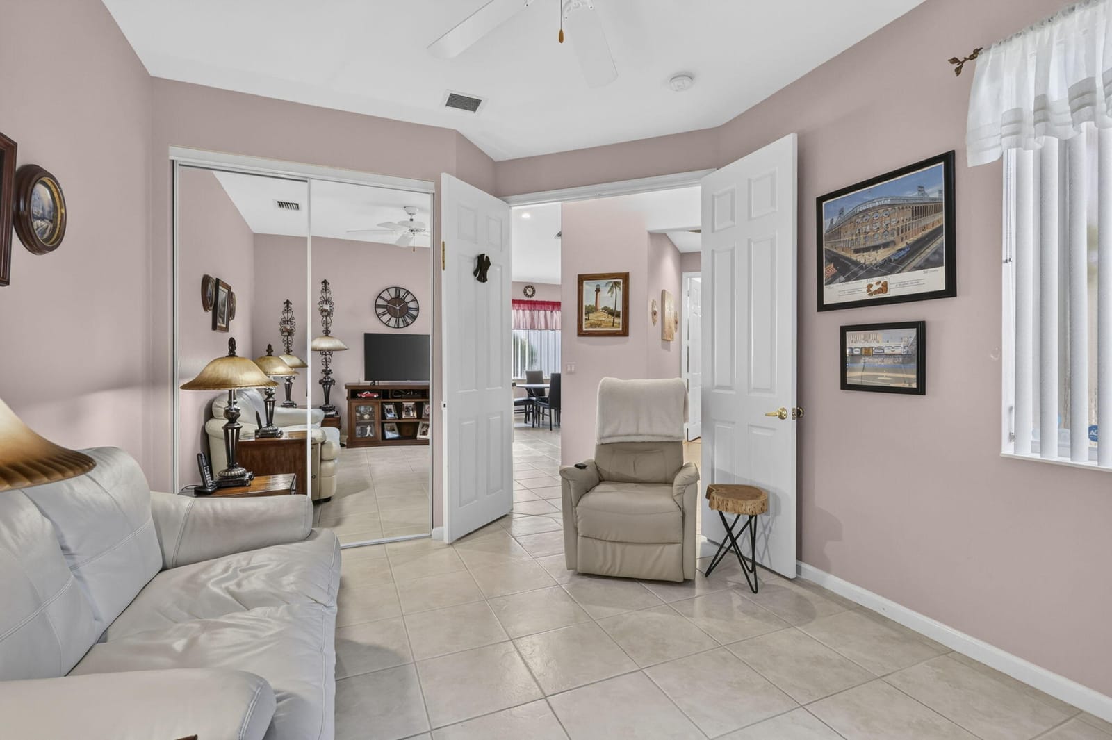 2260 Sapphire Circle — photo 12