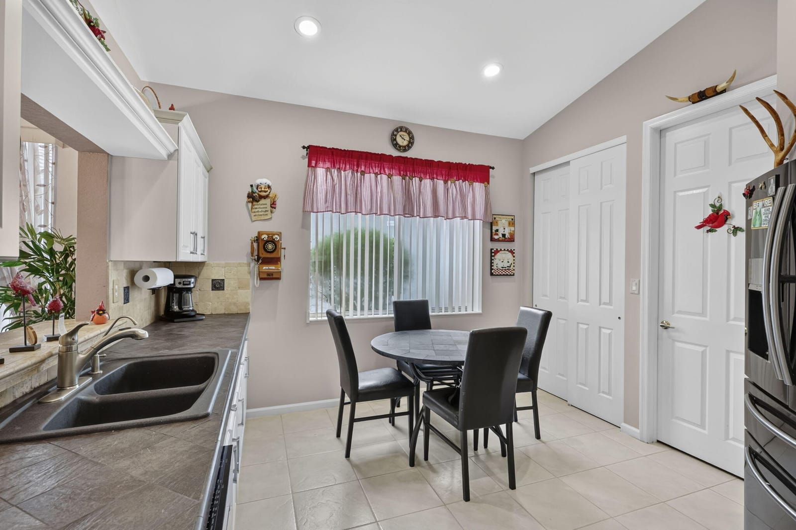 2260 Sapphire Circle, West Palm Beach, FL 33411 photo 17