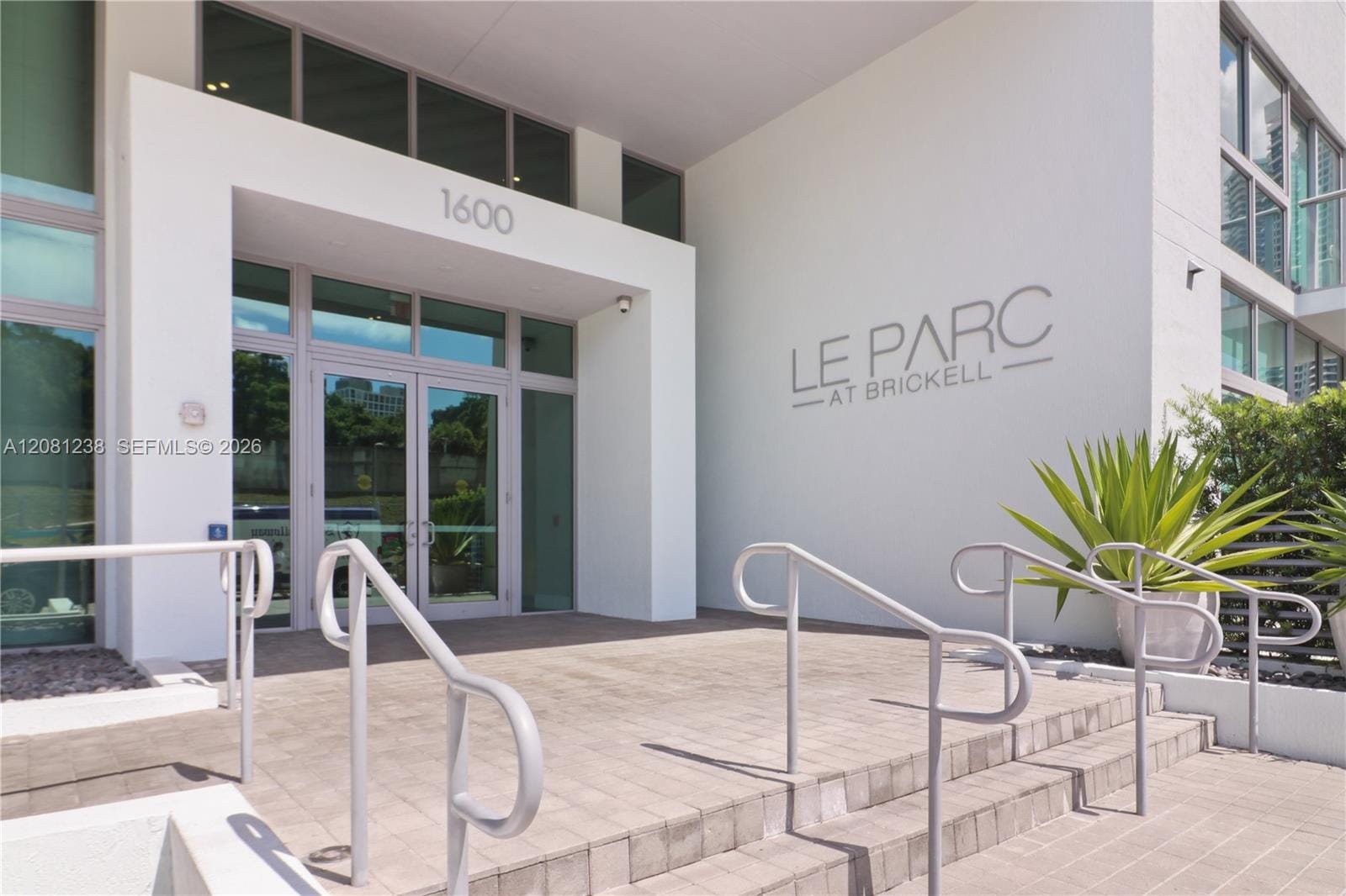1600 SW 1st Avenue 512, Miami, FL 33129