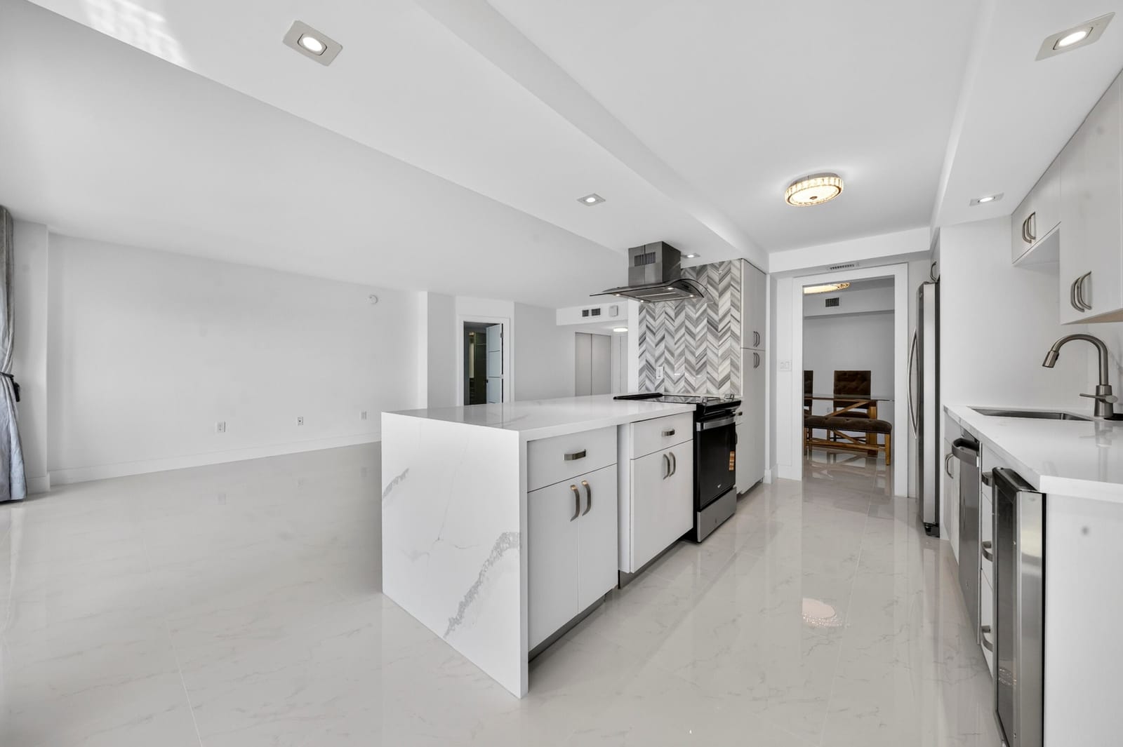 3400 GALT OCEAN Drive 606S — photo 8
