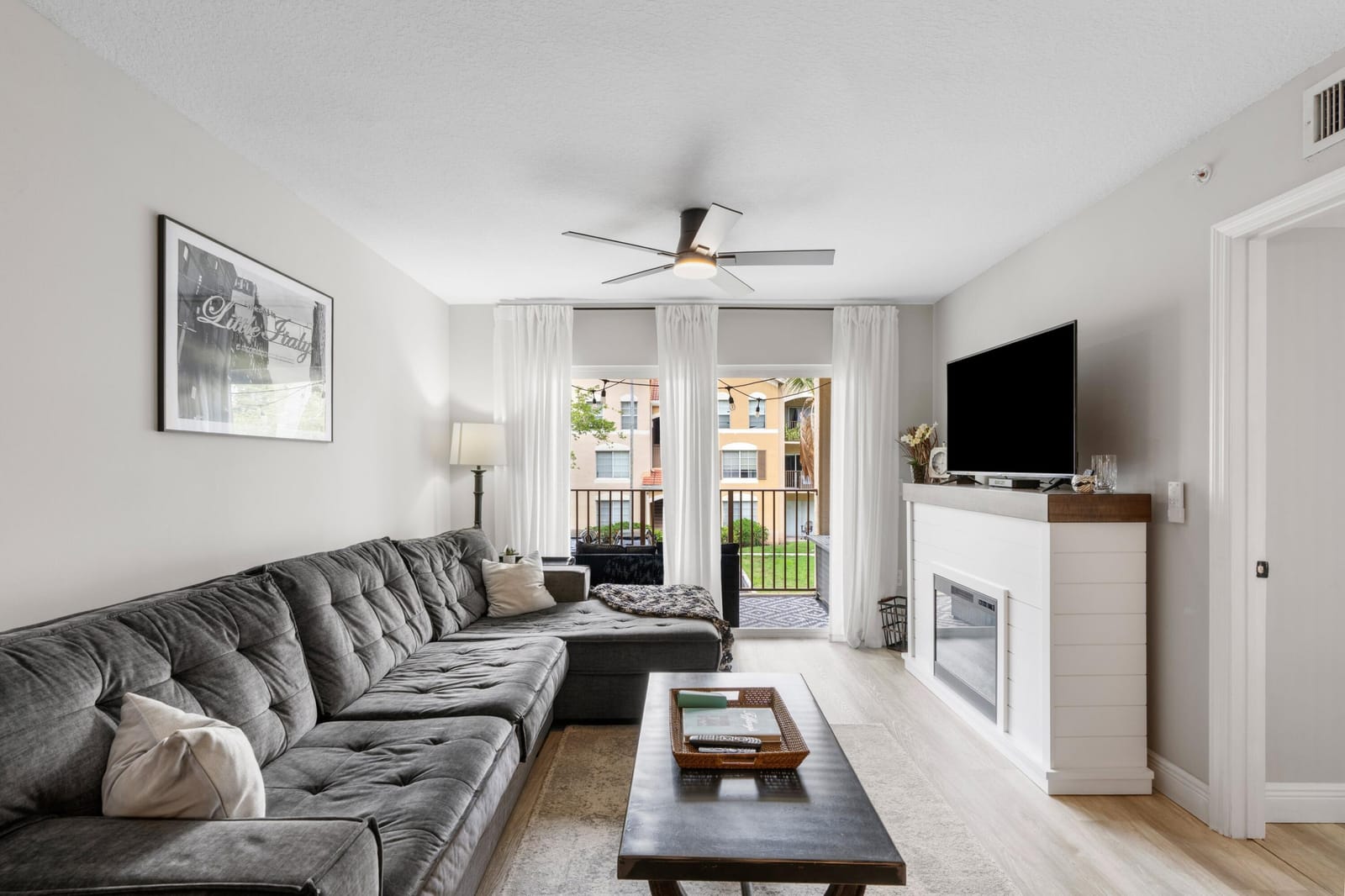 4041 SAN MARINO Boulevard 202 — photo 4