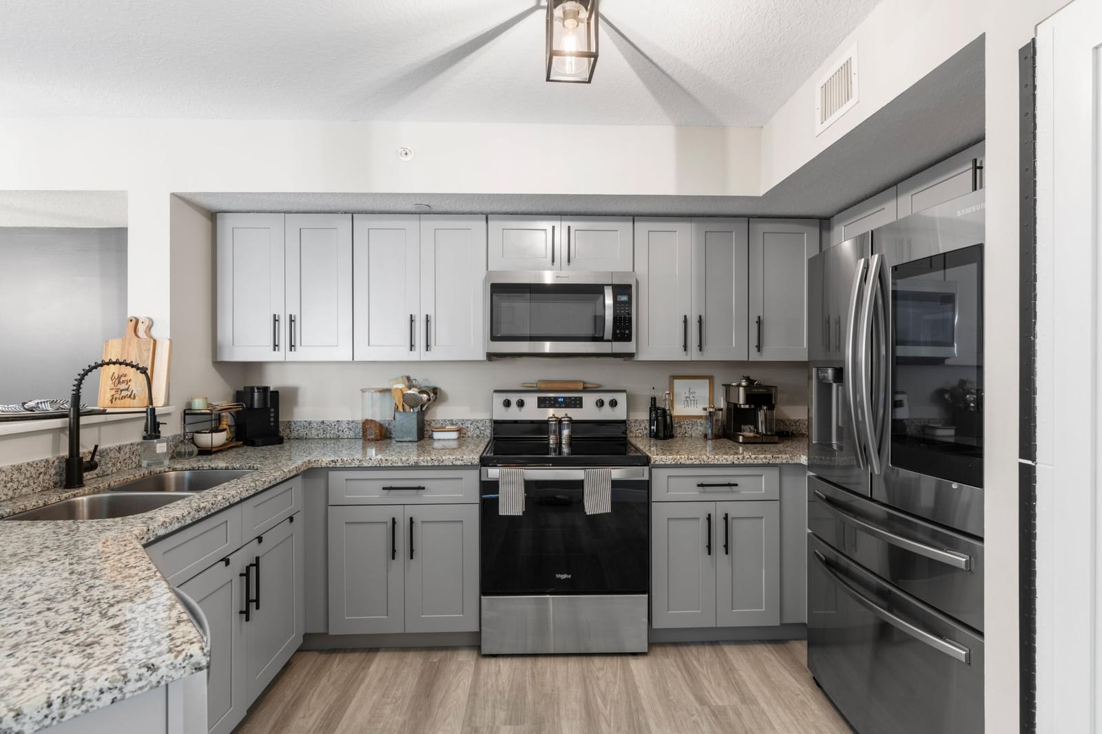 4041 SAN MARINO Boulevard 202 — photo 8
