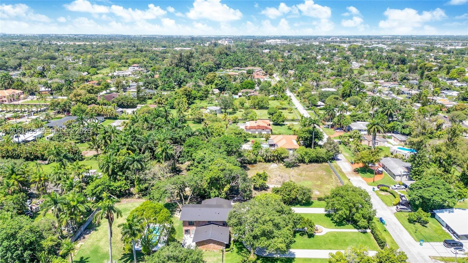 350 NE 158th Street, Miami, FL 33162