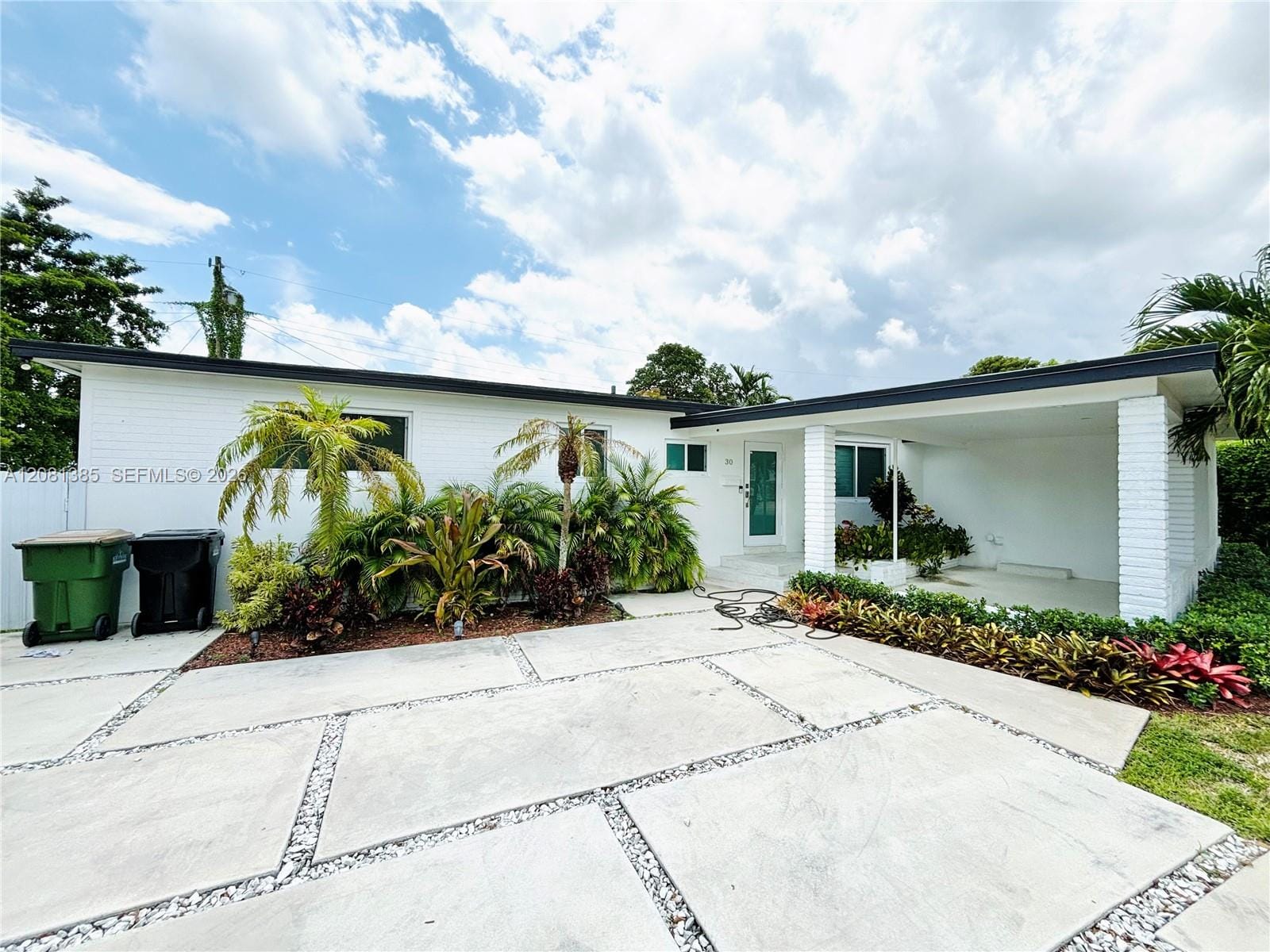 30 NE 125th Street, North Miami, FL 33161