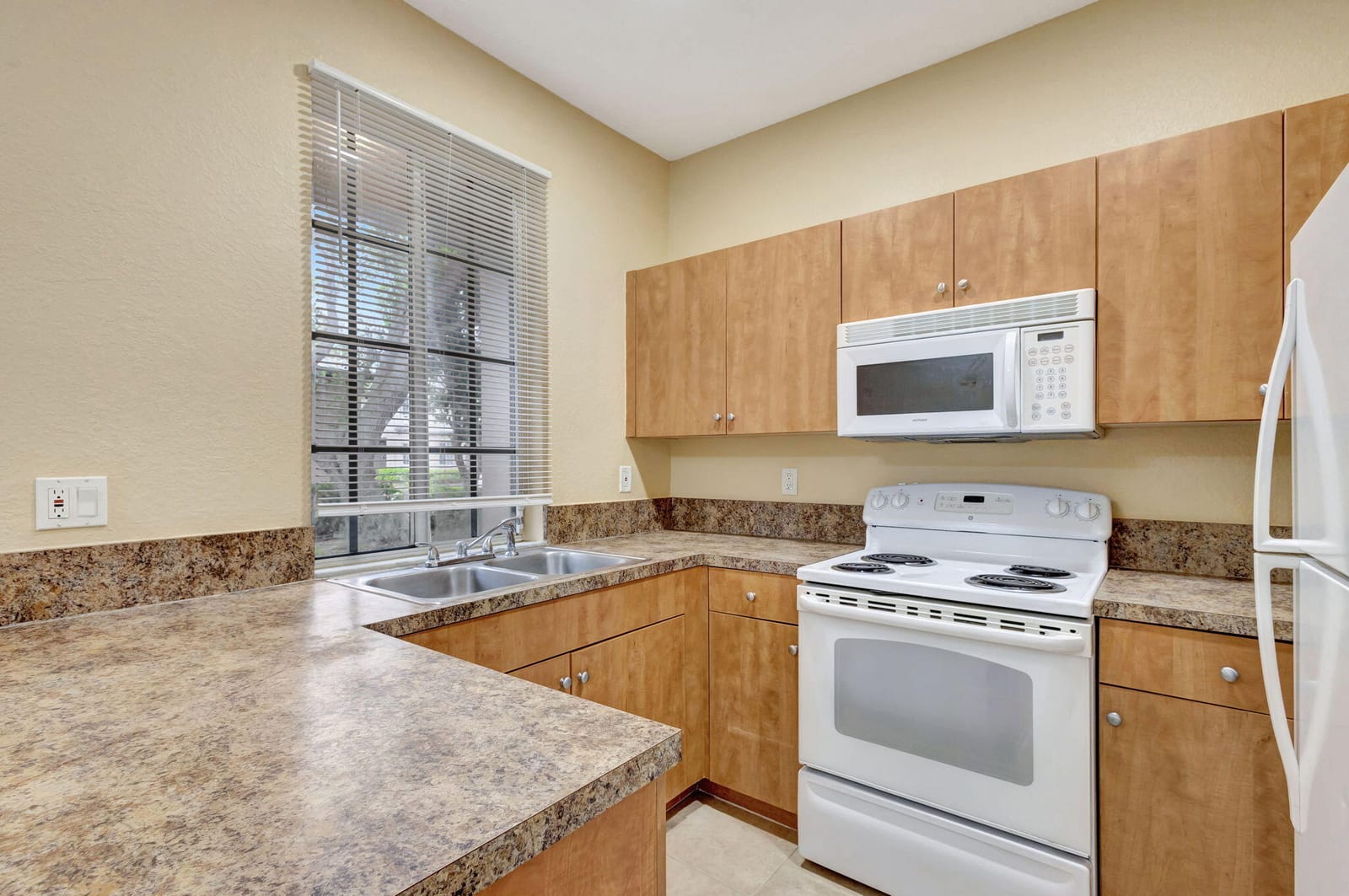 1302 LUCAYA Drive — photo 10