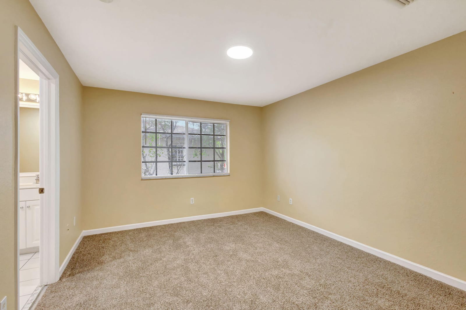1302 LUCAYA Drive — photo 12