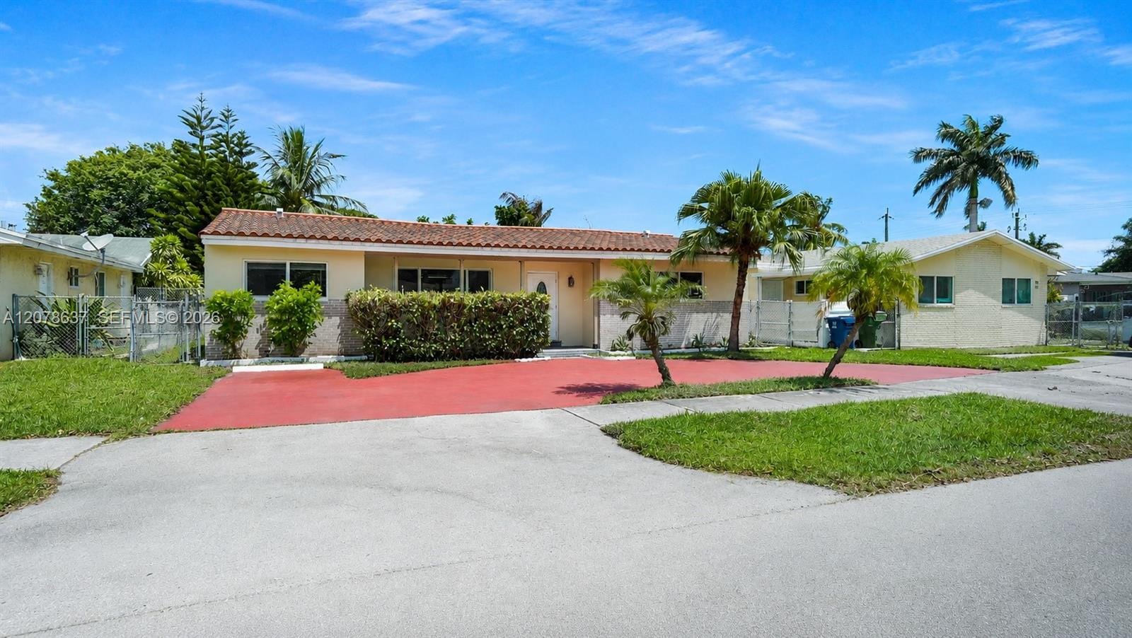 903 NE 2nd Street, Hallandale Beach, FL 33009