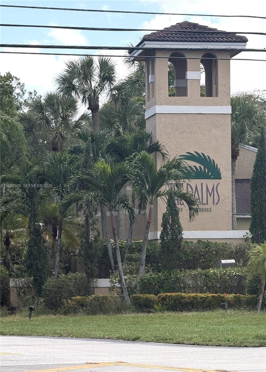 351 Palm Way 303, Pembroke Pines, FL 33025